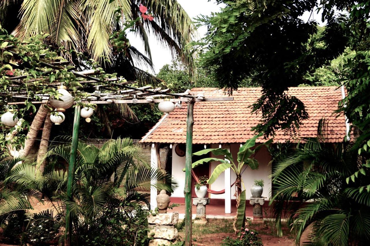 Allens Home Stay 贾夫纳 外观 照片